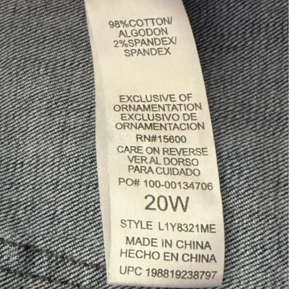 Comfortable! Wit & Wisdom high-rise jeans shorts. Size 20W. Very good condition. - Picture 11 of 11